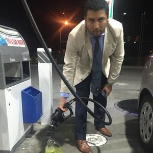 Meet your Posher, Teo